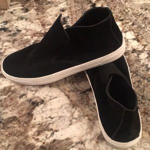 Dolce Vita suede slip on sneakers